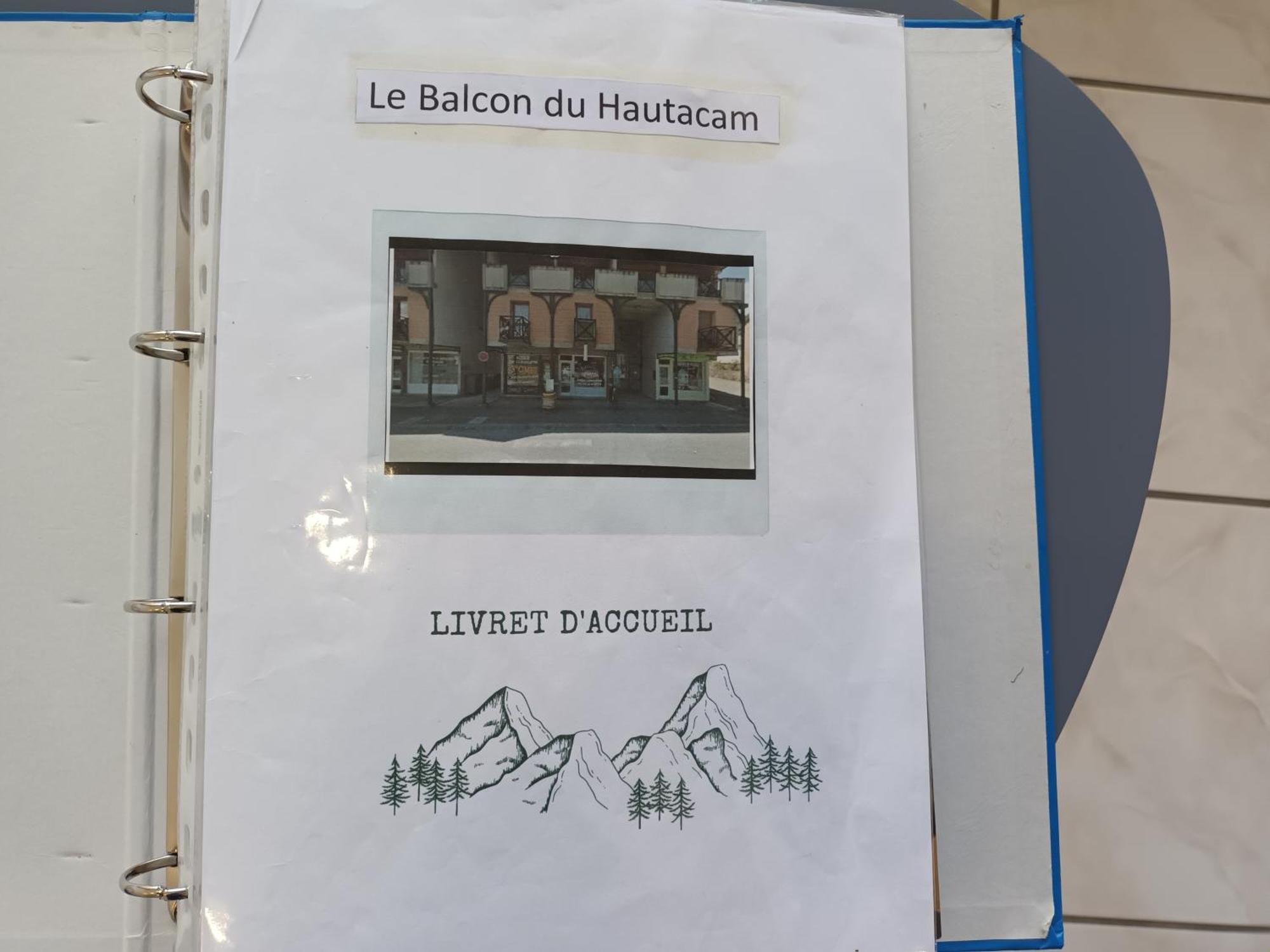 Appartement T2 Avec Balcon A Argeles Gazost Exteriör bild